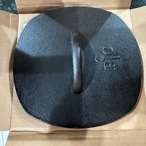 The Pampered Chef Black Cast Iron Grill Press